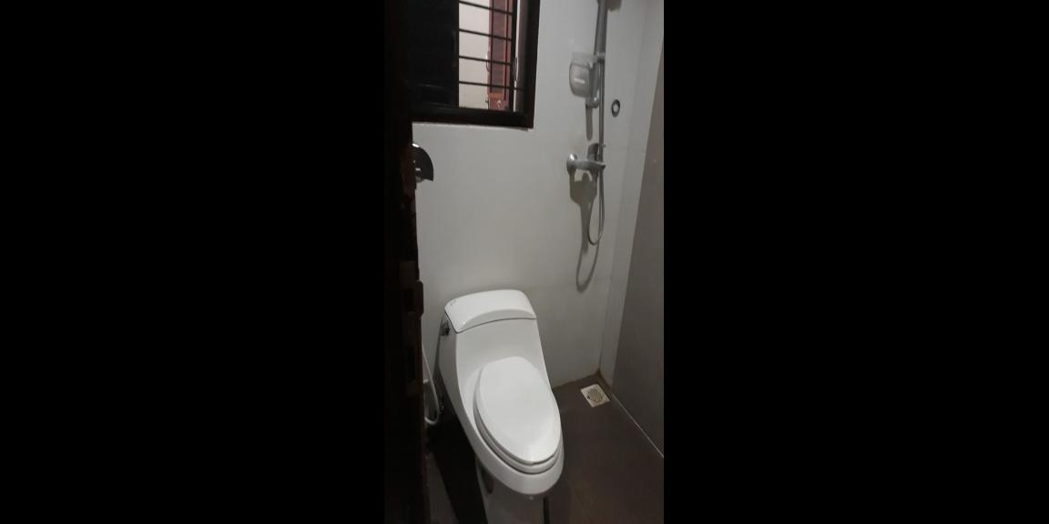 RUMAH SIAP HUNI GAYA AMERICAN CLASSIC DI ARCAMANIK BANDUNG RUMAH SIAP HUNI GAYA AMERICAN CLASSIC DI ARCAMANIK BANDUNG