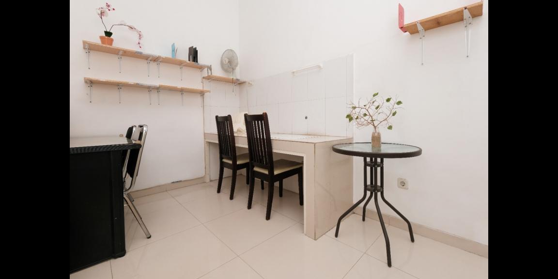 Sewa Ruang Kantor Bulanan di Rungkut Kota Surabaya Dekat Kampus UPN Veteran Surabaya Sewa Ruang Kantor Bulanan di Rungkut Kota Surabaya Dekat Kampus UPN Veteran Surabaya