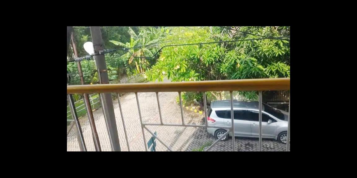 Rumah Disewakan 2 Lantai di Perumahan Babatan Pilang Dekat Kampus UNESA Surabaya Rumah Disewakan 2 Lantai di Perumahan Babatan Pilang Dekat Kampus UNESA Surabaya