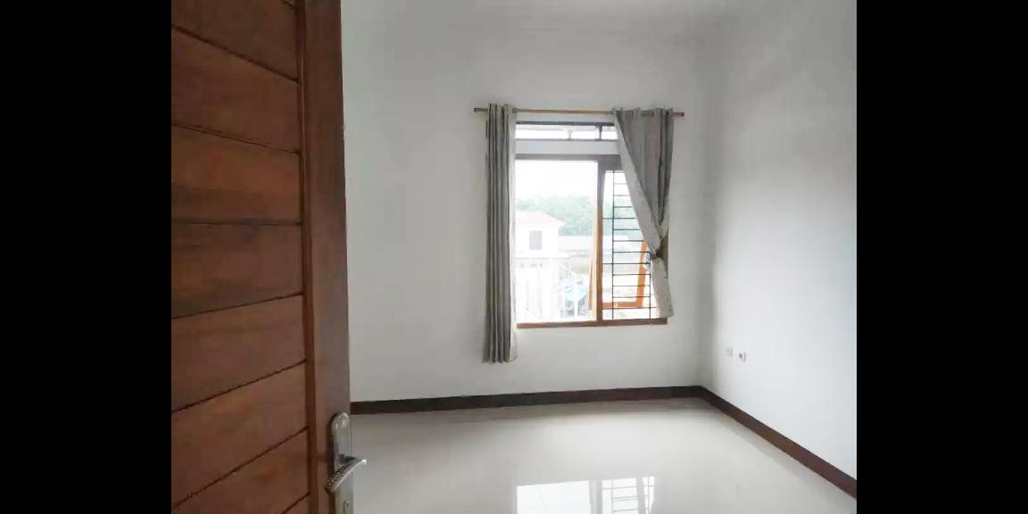 Disewakan Rumah Baru di Komplek Green Caraka residence Arcamanik Kota Bandung Disewakan Rumah Baru di Komplek Green Caraka residence Arcamanik Kota Bandung