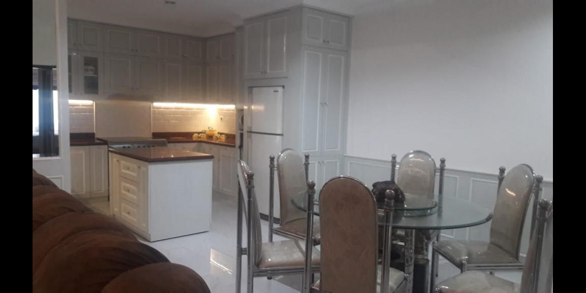 Sewa Rumah Mewah 2 Lantai Full Furnished Strategis di Kemanggisan Jakarta Barat Sewa Rumah Mewah 2 Lantai Full Furnished Strategis di Kemanggisan Jakarta Barat