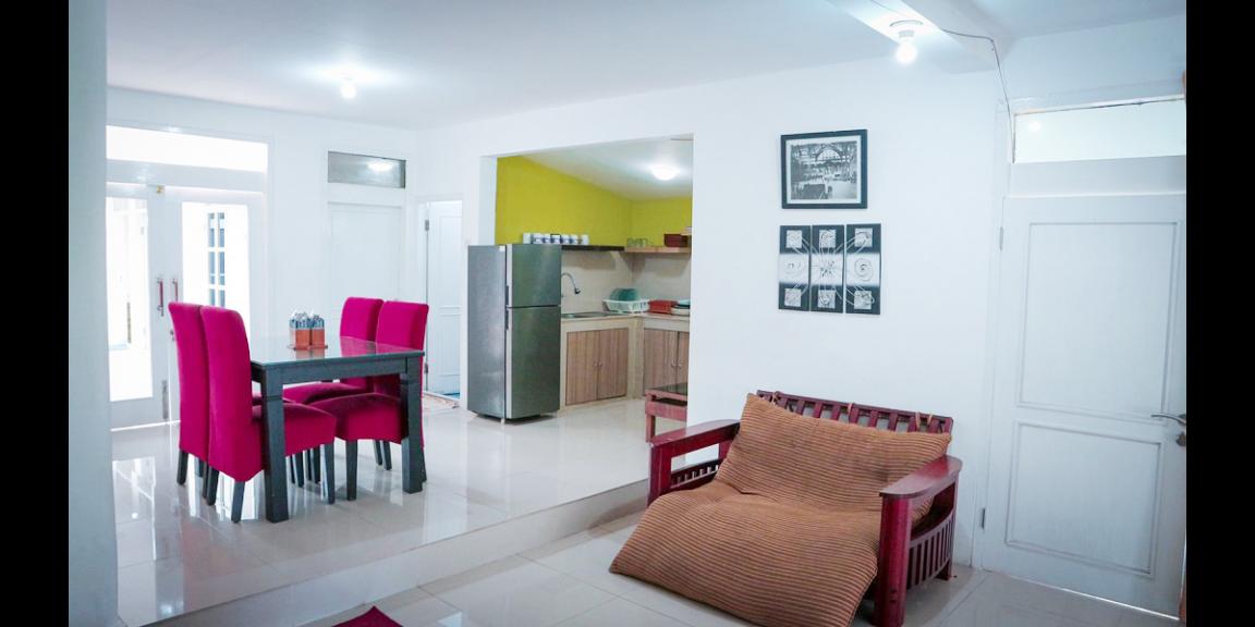 Sewa Villa di Cisarua Bogor Fasilitas Lengkap Dengan Kolam Renang Dekat Taman Safari Bogor, Kebun Teh Cisarua Sewa Villa di Cisarua Bogor Fasilitas Lengkap Dengan Kolam Renang Dekat Taman Safari Bogor, Kebun Teh Cisarua