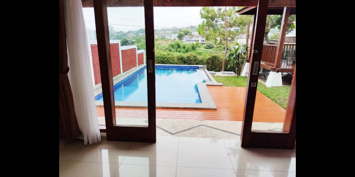 Sewa Villa di Dago Atas Bandung View Dago Pakar Fasilitas Lengkap Dengan Private Swimming Pool Sewa Villa di Dago Atas Bandung View Dago Pakar Fasilitas Lengkap Dengan Private Swimming Pool