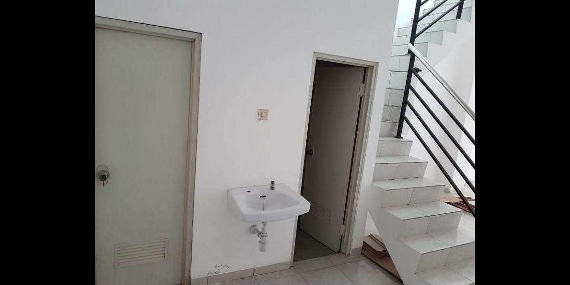 Ruko LT. 134 / LB. 180 - 3 Lt - Jl. Badak Raya, Smg - SHM Ruko LT. 134 / LB. 180 - 3 Lt - Jl. Badak Raya, Smg - SHM