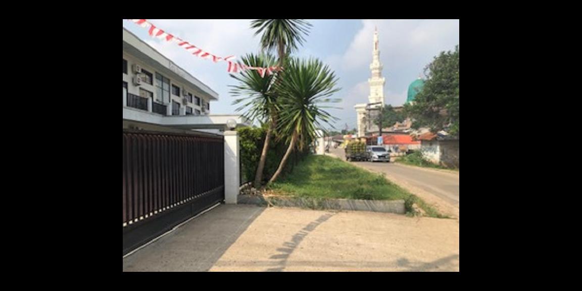 Beli Tanah dapat Kost 2 exclusive 2 lantai (24 unit) dan 2 Lap. Futsal Beli Tanah dapat Kost 2 exclusive 2 lantai (24 unit) dan 2 Lap. Futsal