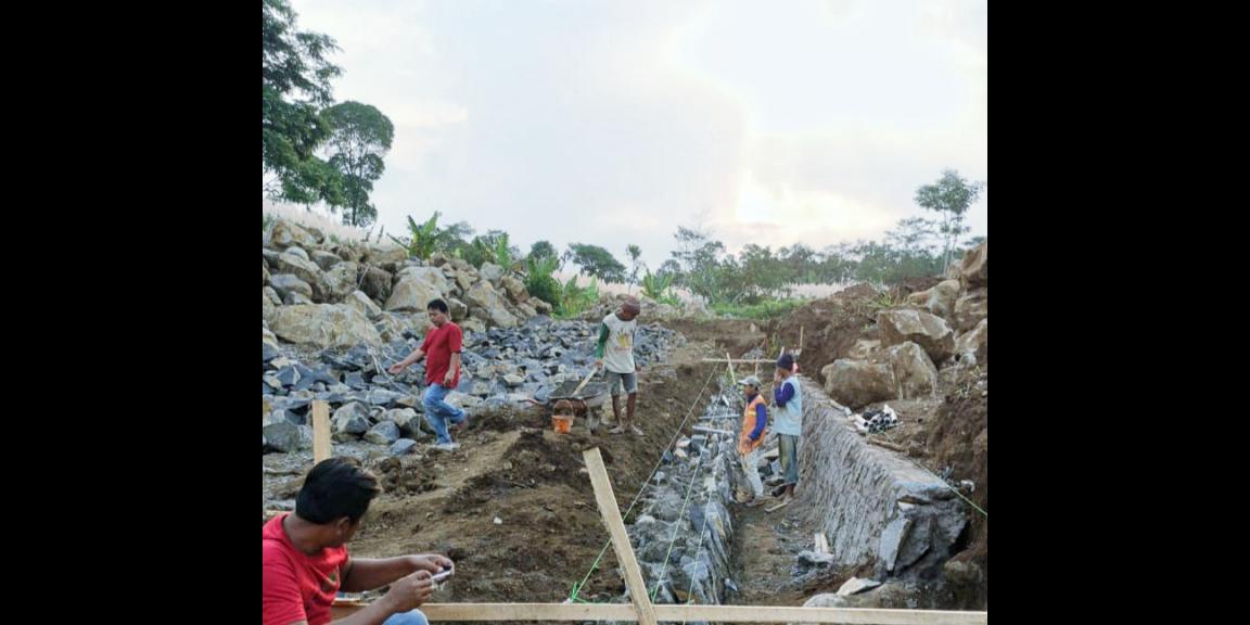 Tanah Kavling Syariah Murah di Malang 79jt Uk 72m² siap air listrik fasum Tanpa bank, Bunga, Denda, Sita, Bi Check, Asuransi dll. TANAH KAVLING AREA PERUMAHAN DAN WISATA PUNCAK KEBUN TEH SEKITAR VILLA DAN HOTEL DG CARA PEMBAYARAN INHOUSE DAPATKAN HARGA Tanah Kavling Syariah Murah di Malang 79jt Uk 72m² siap air listrik fasum Tanpa bank, Bunga, Denda, Sita, Bi Check, Asuransi dll. TANAH KAVLING AREA PERUMAHAN DAN WISATA PUNCAK KEBUN TEH SEKITAR VILLA DAN HOTEL DG CARA PEMBAYARAN INHOUSE DAPATKAN HARGA