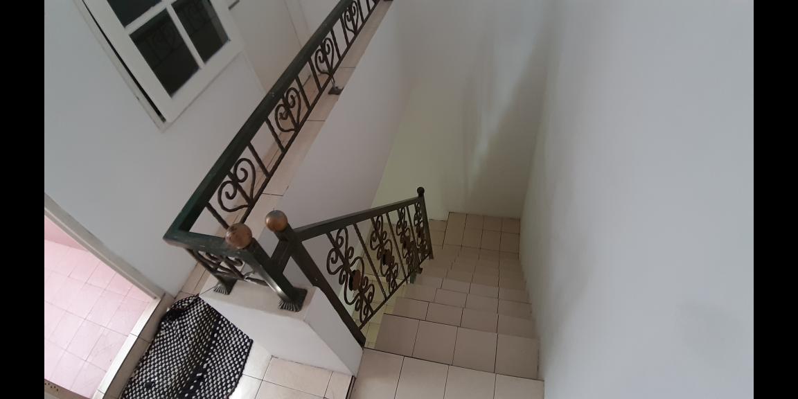 Disewakan Rumah 3 + 1 Kamar Tidur Bukit Serpong Mas Tangerang Selatan Disewakan Rumah 3 + 1 Kamar Tidur Bukit Serpong Mas Tangerang Selatan