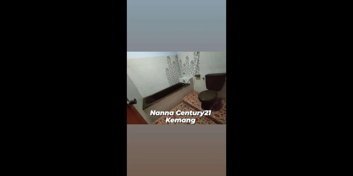 Di Jual Rumah 2lantai di Tebet Barat. Di Jual Rumah 2lantai di Tebet Barat.