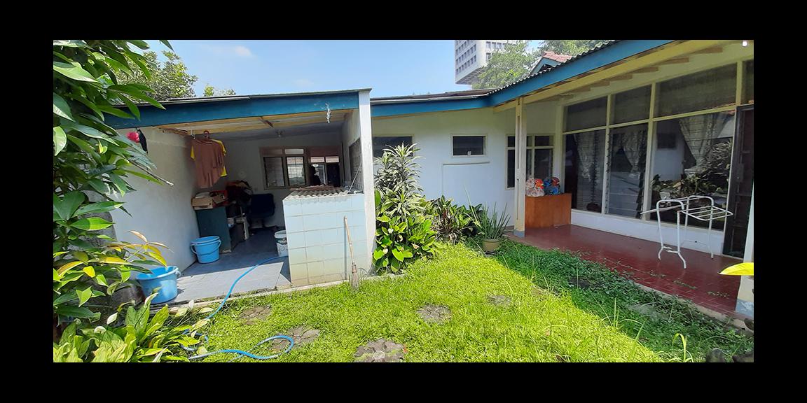 RUMAH CANTIK TERAWAT KOTA BANDUNG RUMAH CANTIK TERAWAT KOTA BANDUNG