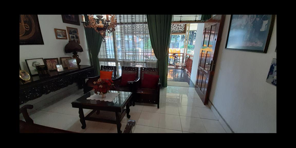 RUMAH CANTIK TERAWAT KOTA BANDUNG RUMAH CANTIK TERAWAT KOTA BANDUNG