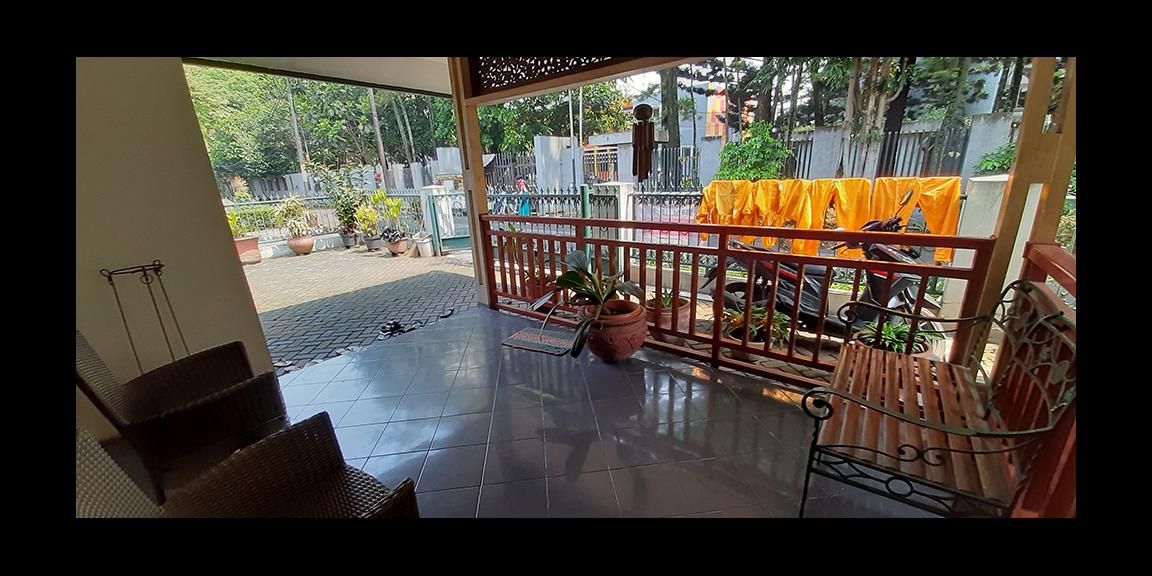 RUMAH CANTIK TERAWAT KOTA BANDUNG RUMAH CANTIK TERAWAT KOTA BANDUNG