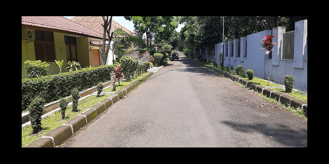 RUMAH CANTIK TERAWAT KOTA BANDUNG RUMAH CANTIK TERAWAT KOTA BANDUNG