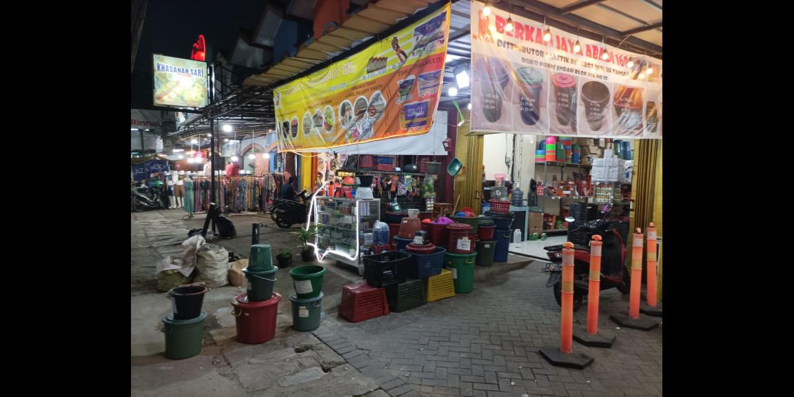 Disewakan Ruko Poris Indah Depan Pasar 2 Lantai Strategis Disewakan Ruko Poris Indah Depan Pasar 2 Lantai Strategis