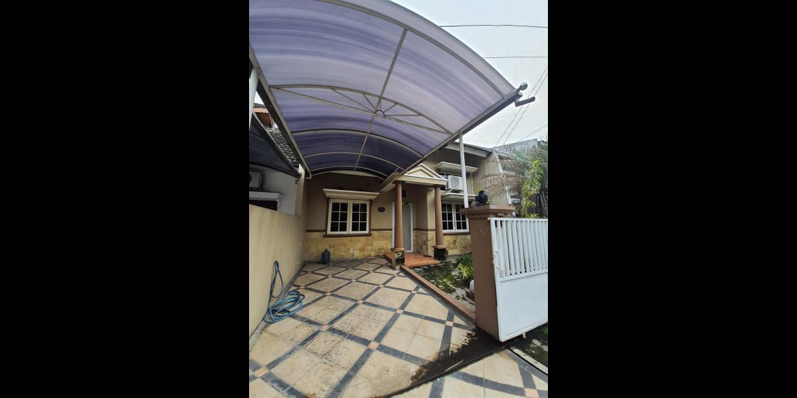 Rumah Taman Pondok Indah, Wiyung, Surabaya - Hommy & Cosy Rumah Taman Pondok Indah, Wiyung, Surabaya - Hommy & Cosy