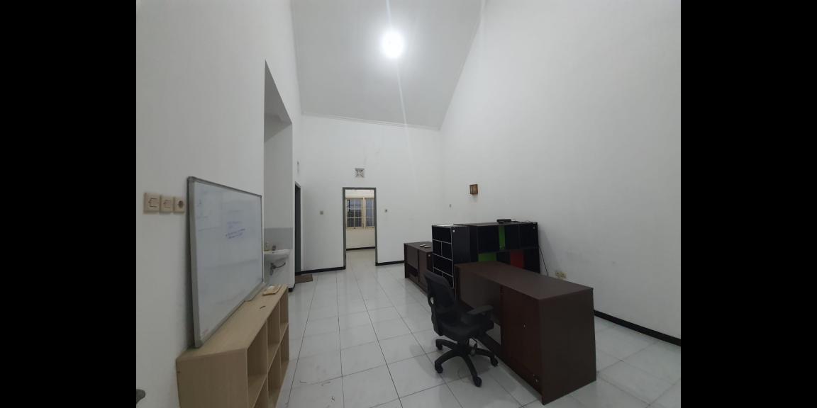 Rumah Taman Pondok Indah, Wiyung, Surabaya - Hommy & Cosy Rumah Taman Pondok Indah, Wiyung, Surabaya - Hommy & Cosy