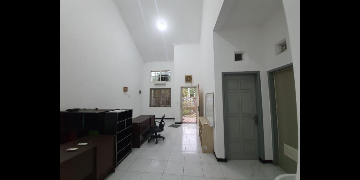 Rumah Taman Pondok Indah, Wiyung, Surabaya - Hommy & Cosy Rumah Taman Pondok Indah, Wiyung, Surabaya - Hommy & Cosy