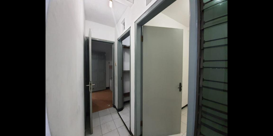 Rumah Taman Pondok Indah, Wiyung, Surabaya - Hommy & Cosy Rumah Taman Pondok Indah, Wiyung, Surabaya - Hommy & Cosy