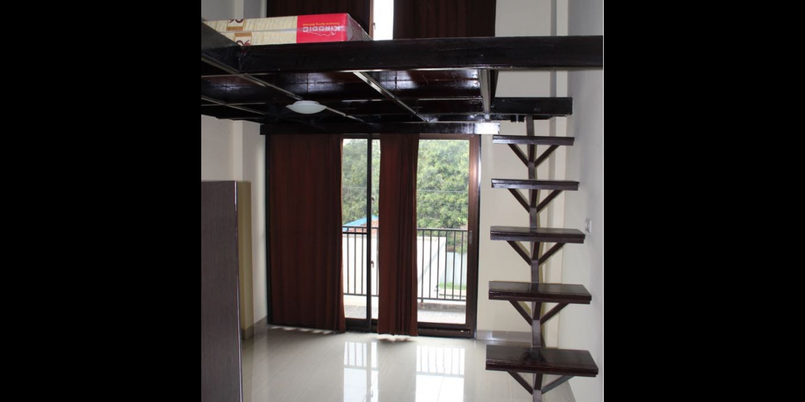 Beli Tanah dapat Kost 2 exclusive 2 lantai (24 unit) dan 2 Lap. Futsal Beli Tanah dapat Kost 2 exclusive 2 lantai (24 unit) dan 2 Lap. Futsal