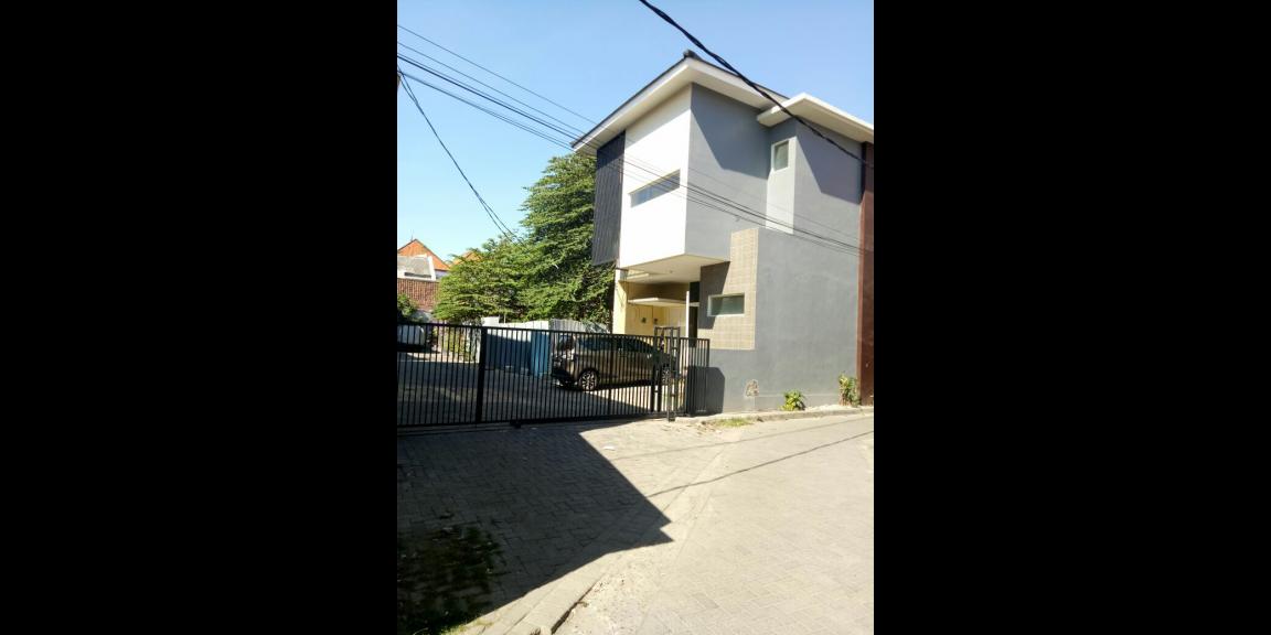 Rumah 2 lantai Dijual Nyi Ageng Arem-Arem Gresik Kota Gresik Rumah 2 lantai Dijual Nyi Ageng Arem-Arem Gresik Kota Gresik