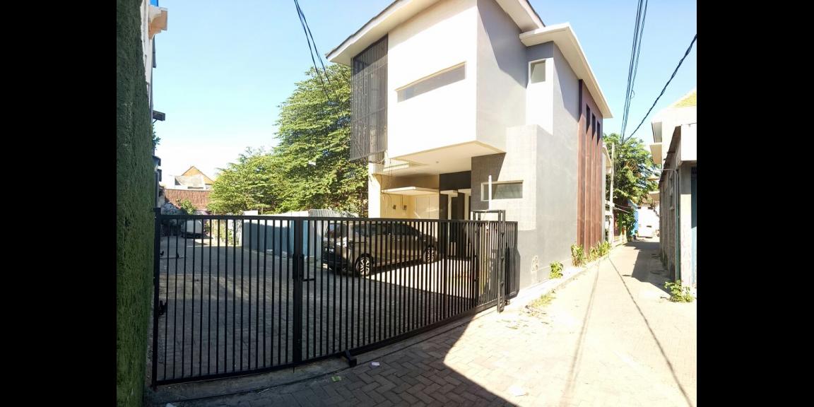 Rumah 2 lantai Dijual Nyi Ageng Arem-Arem Gresik Kota Gresik Rumah 2 lantai Dijual Nyi Ageng Arem-Arem Gresik Kota Gresik