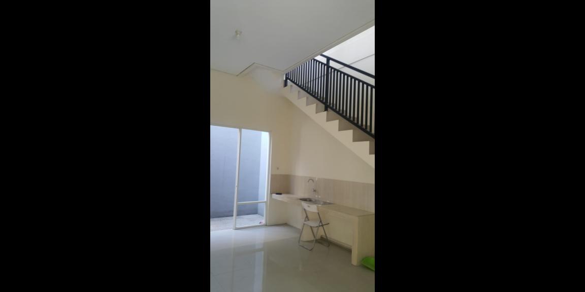 Rumah 2 lantai Dijual Nyi Ageng Arem-Arem Gresik Kota Gresik Rumah 2 lantai Dijual Nyi Ageng Arem-Arem Gresik Kota Gresik