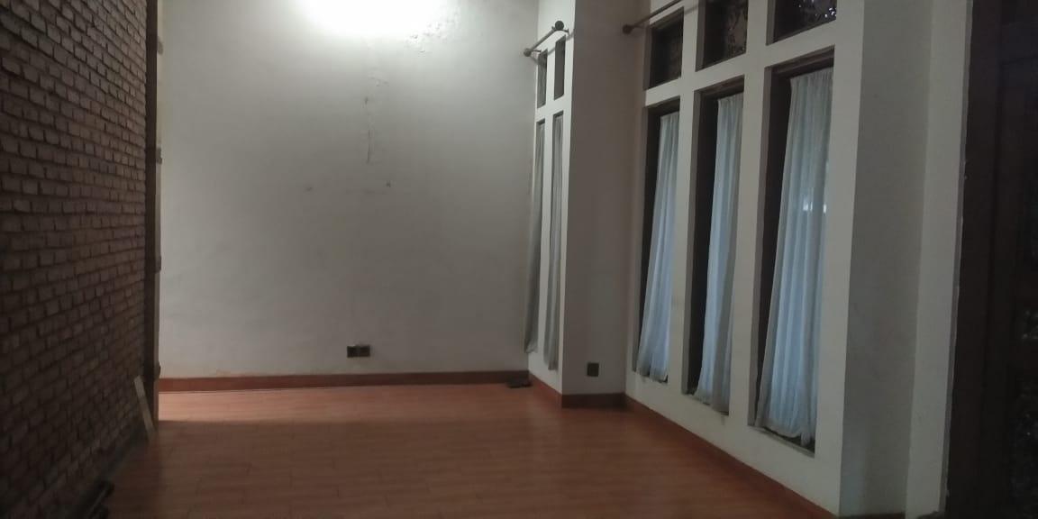 For Sale Hunian di Kawasan Perumahan Nyaman For Sale Hunian di Kawasan Perumahan Nyaman