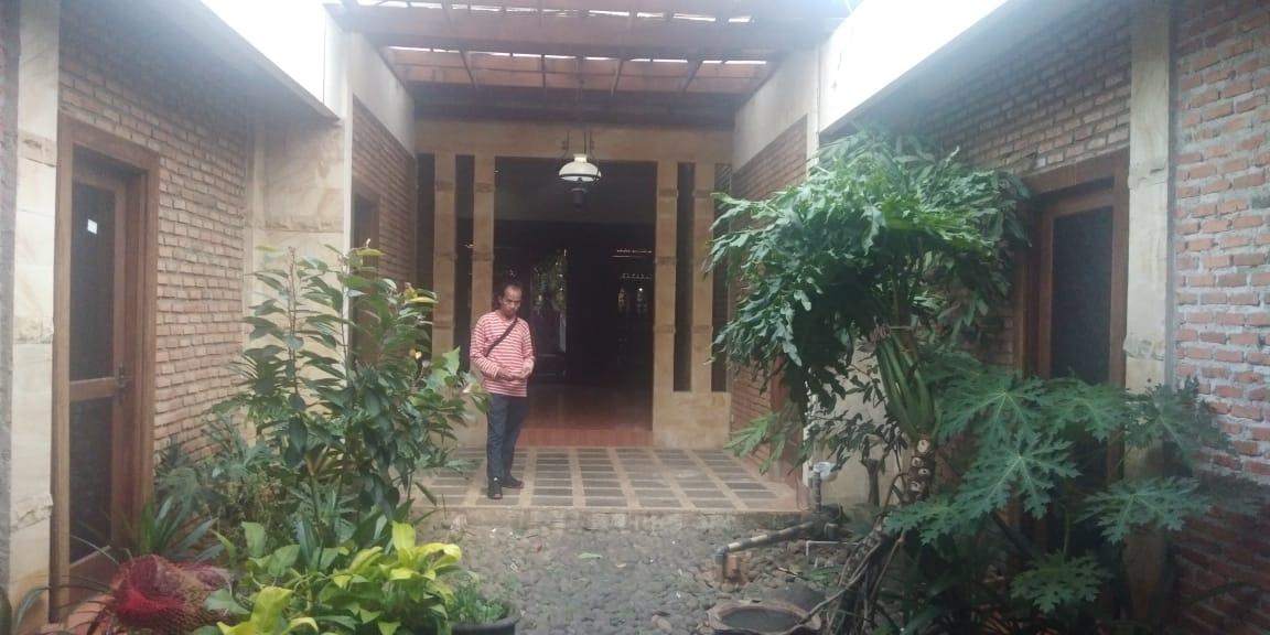 For Sale Hunian di Kawasan Perumahan Nyaman For Sale Hunian di Kawasan Perumahan Nyaman