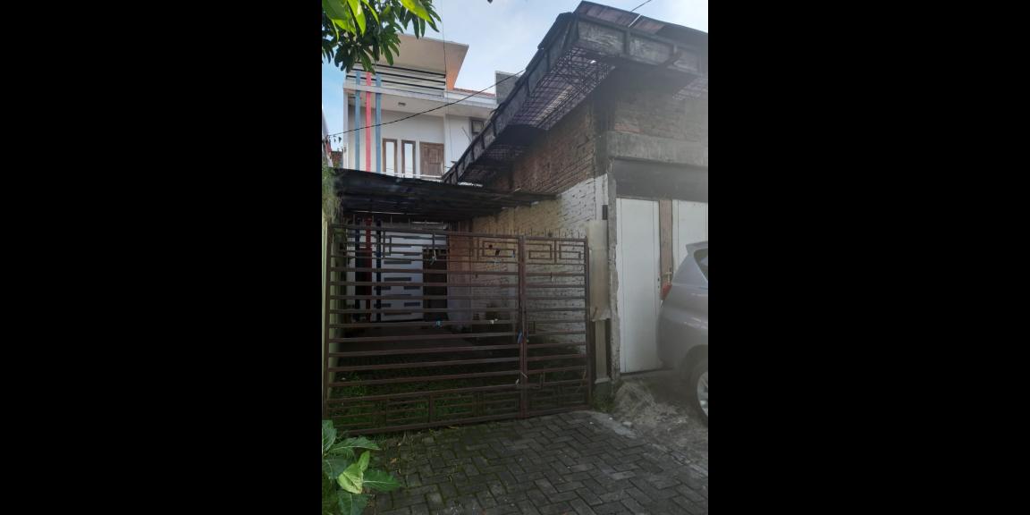 Rumah Raya Dukuh Menanggal, dekat CITO Rumah Raya Dukuh Menanggal, dekat CITO