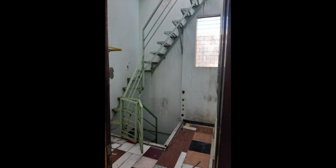 Rumah Raya Dukuh Menanggal, dekat CITO Rumah Raya Dukuh Menanggal, dekat CITO