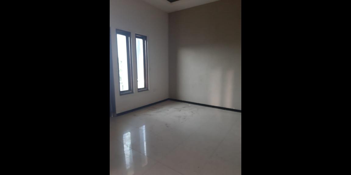 Rumah Raya Dukuh Menanggal, dekat CITO Rumah Raya Dukuh Menanggal, dekat CITO