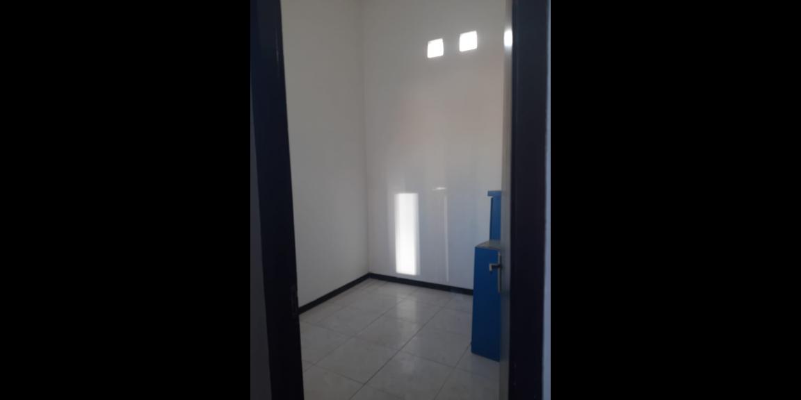 Rumah Raya Dukuh Menanggal, dekat CITO Rumah Raya Dukuh Menanggal, dekat CITO