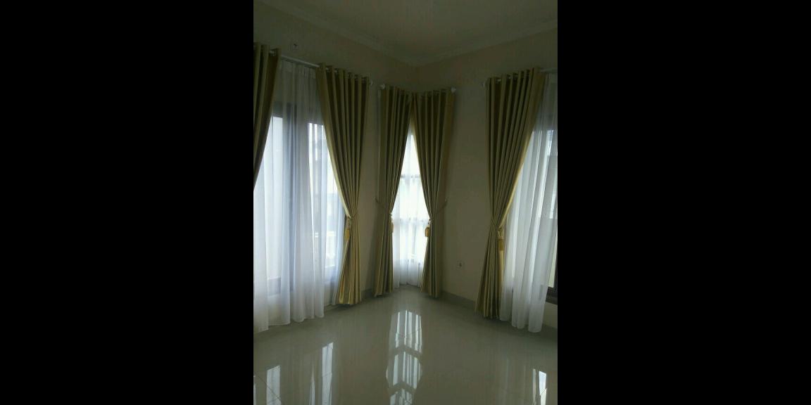 Dipasarkan Rumah 2 Lantai Siap Huni dan Strategis Dipasarkan Rumah 2 Lantai Siap Huni dan Strategis