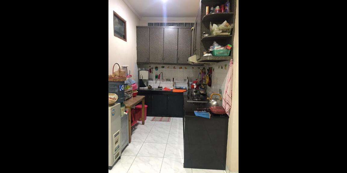 Jual Cepat Rumah Semi Furnished + Wallpaper Jual Cepat Rumah Semi Furnished + Wallpaper