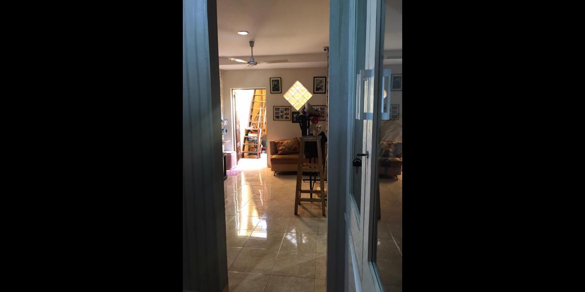 Jual Cepat Rumah Semi Furnished + Wallpaper Jual Cepat Rumah Semi Furnished + Wallpaper