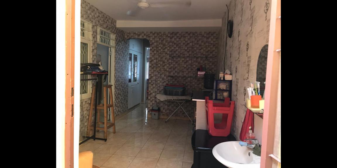 Jual Cepat Rumah Semi Furnished + Wallpaper Jual Cepat Rumah Semi Furnished + Wallpaper