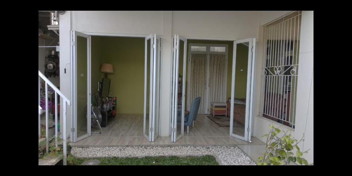 Rumah Cantik di Citra Indah City Rumah Cantik di Citra Indah City