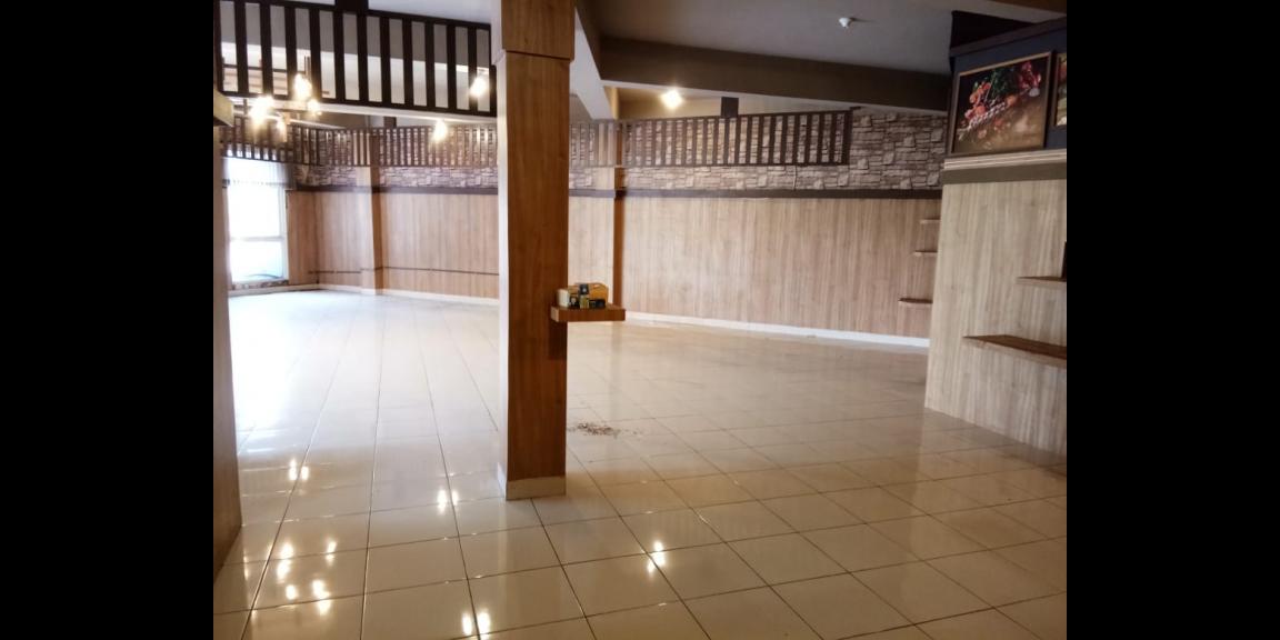 Ruko Pasar Modern Puncak Permai, Surabaya - Prime Location, Hdp Jalan. Ruko Pasar Modern Puncak Permai, Surabaya - Prime Location, Hdp Jalan.