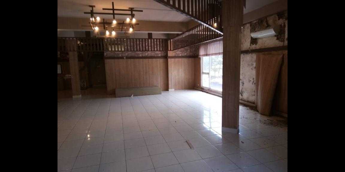 Ruko Pasar Modern Puncak Permai, Surabaya - Prime Location, Hdp Jalan. Ruko Pasar Modern Puncak Permai, Surabaya - Prime Location, Hdp Jalan.