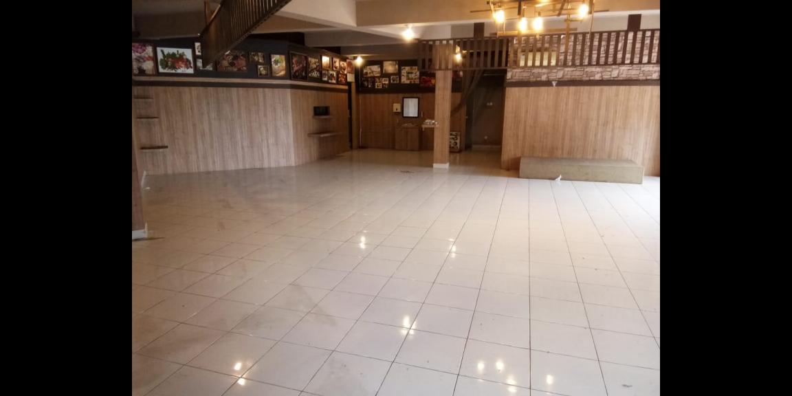 Ruko Pasar Modern Puncak Permai, Surabaya - Prime Location, Hdp Jalan. Ruko Pasar Modern Puncak Permai, Surabaya - Prime Location, Hdp Jalan.