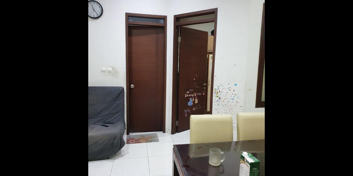 DISEWAKAN RUMAH TINGGAL DI TAMAN HOLIS INDAH 2 BLOK D1 no 32A DISEWAKAN RUMAH TINGGAL DI TAMAN HOLIS INDAH 2 BLOK D1 no 32A