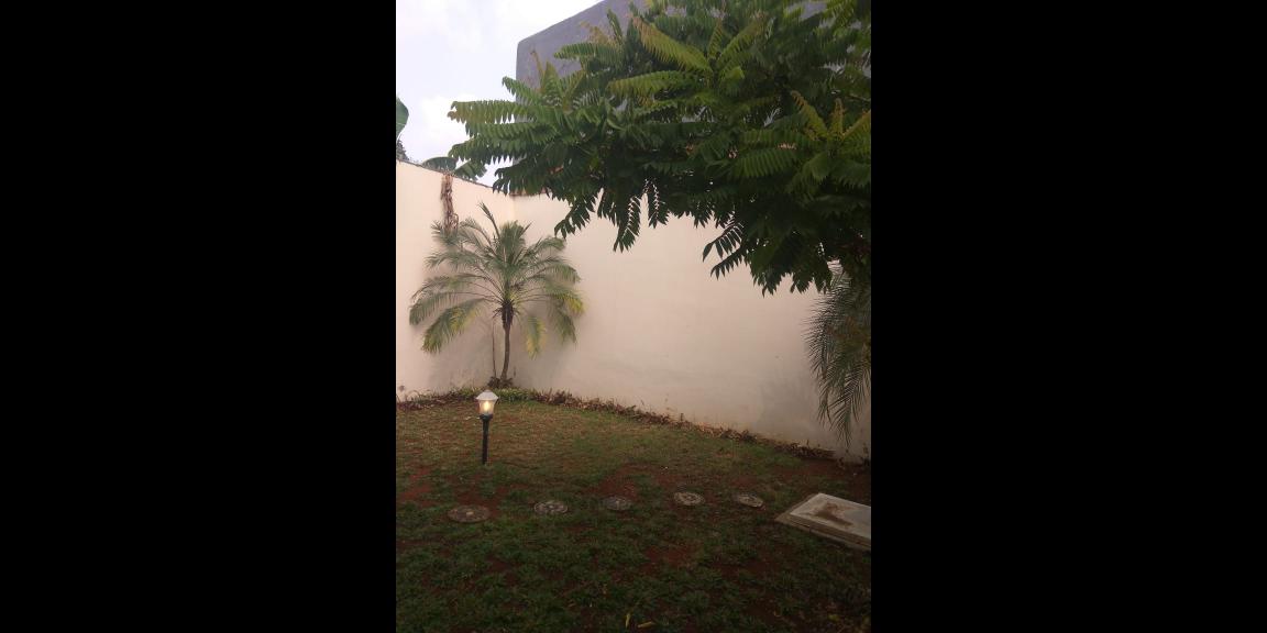 Dipasarkan Rumah 2 Lantai Siap Huni dan Strategis Dipasarkan Rumah 2 Lantai Siap Huni dan Strategis