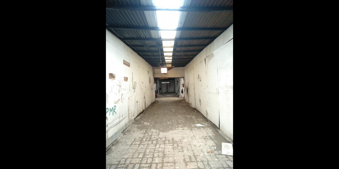 Rumah di Penjaringan Sari, Rungkut, Surabaya ~ 481m², SHM, Renovasi diperlukan. Rumah di Penjaringan Sari, Rungkut, Surabaya ~ 481m², SHM, Renovasi diperlukan.