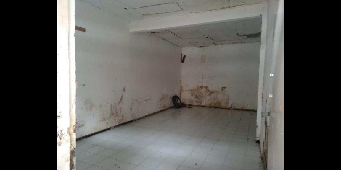 Rumah di Penjaringan Sari, Rungkut, Surabaya ~ 481m², SHM, Renovasi diperlukan. Rumah di Penjaringan Sari, Rungkut, Surabaya ~ 481m², SHM, Renovasi diperlukan.