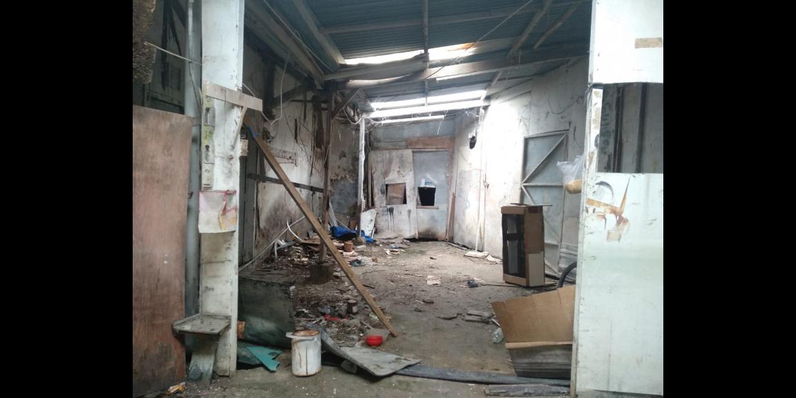 Rumah di Penjaringan Sari, Rungkut, Surabaya ~ 481m², SHM, Renovasi diperlukan. Rumah di Penjaringan Sari, Rungkut, Surabaya ~ 481m², SHM, Renovasi diperlukan.