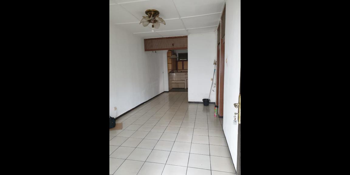 DIJUAL CEPAT, BUTUH UANG, RUMAH STRATEGIS DALAM KOMPLEKS DAERAH TURANGGA, BANDUNG DIJUAL CEPAT, BUTUH UANG, RUMAH STRATEGIS DALAM KOMPLEKS DAERAH TURANGGA, BANDUNG