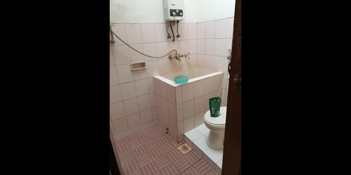 DIJUAL CEPAT, BUTUH UANG, RUMAH STRATEGIS DALAM KOMPLEKS DAERAH TURANGGA, BANDUNG DIJUAL CEPAT, BUTUH UANG, RUMAH STRATEGIS DALAM KOMPLEKS DAERAH TURANGGA, BANDUNG