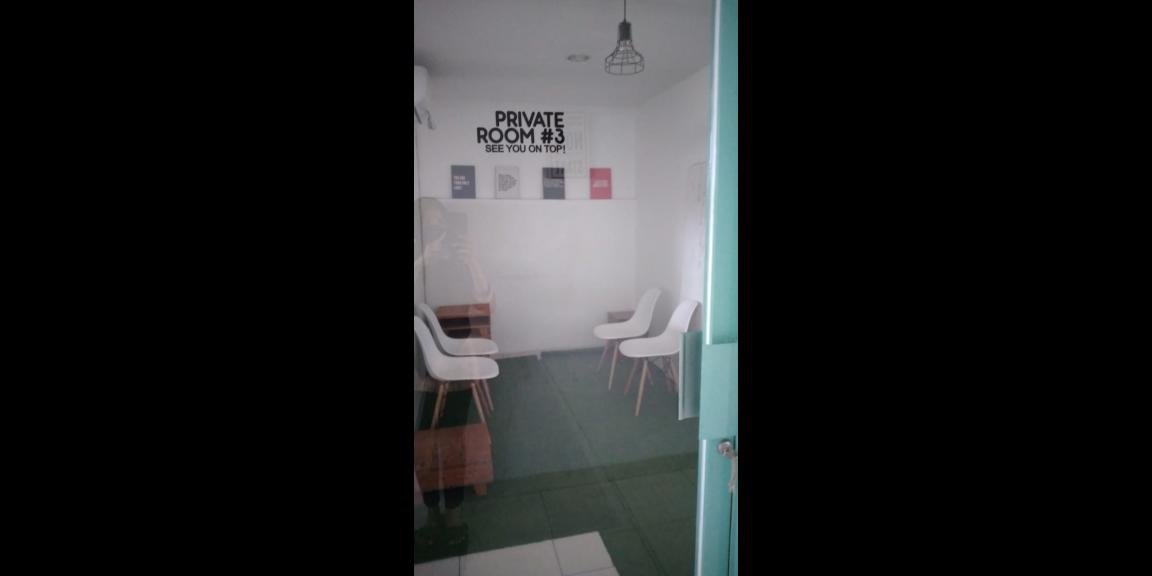 DIJUAL CEPAT BULAN INI RUKO 3 LANTAI LOKASI STRATEGIS DIJUAL CEPAT BULAN INI RUKO 3 LANTAI LOKASI STRATEGIS