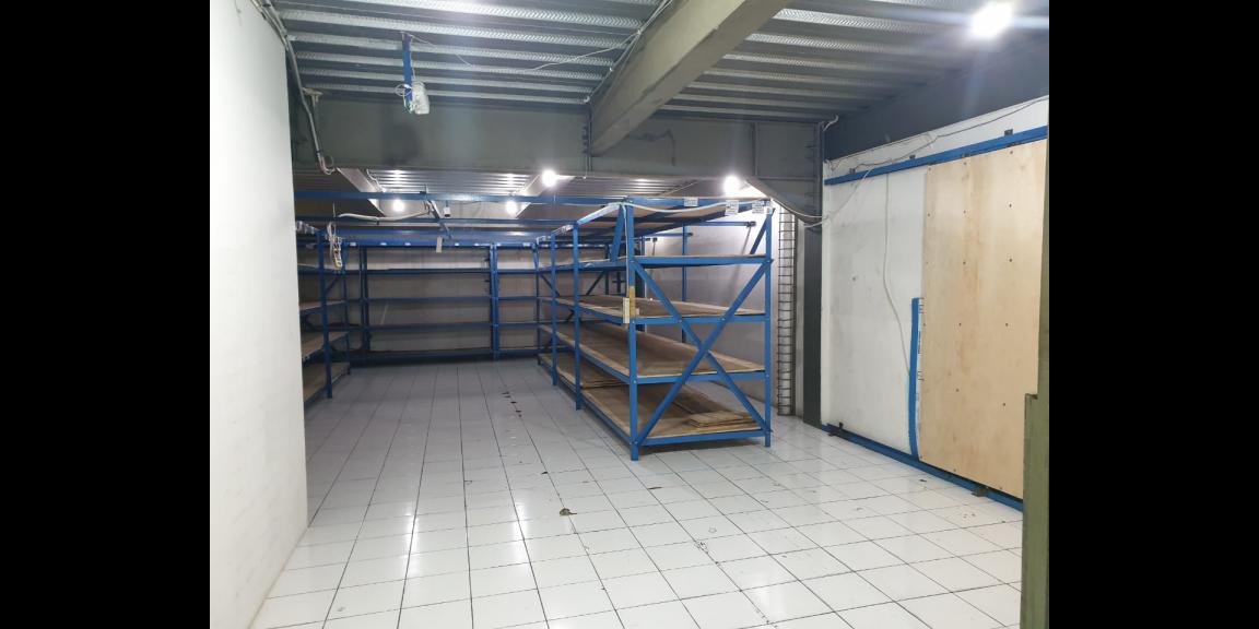 disewakan pergudangan / ruko gandeng gudang + kantor , PIK, Jakarta Utara disewakan pergudangan / ruko gandeng gudang + kantor , PIK, Jakarta Utara
