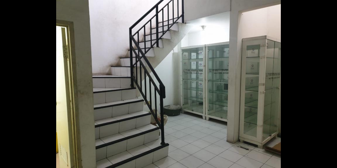 disewakan pergudangan / ruko gandeng gudang + kantor , PIK, Jakarta Utara disewakan pergudangan / ruko gandeng gudang + kantor , PIK, Jakarta Utara