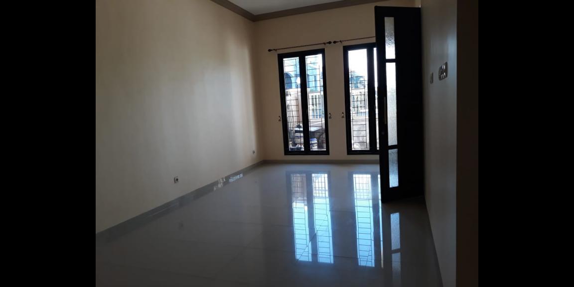 Dijual Rumah Pondok Mutiara Sidoarjo Dijual Rumah Pondok Mutiara Sidoarjo